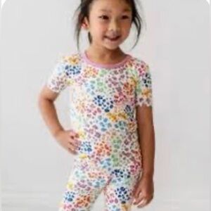 LITTLE SLEEPIES Girls Rainbow Leopard 2 Pc Short Sleeve Pajama Set - 9/10